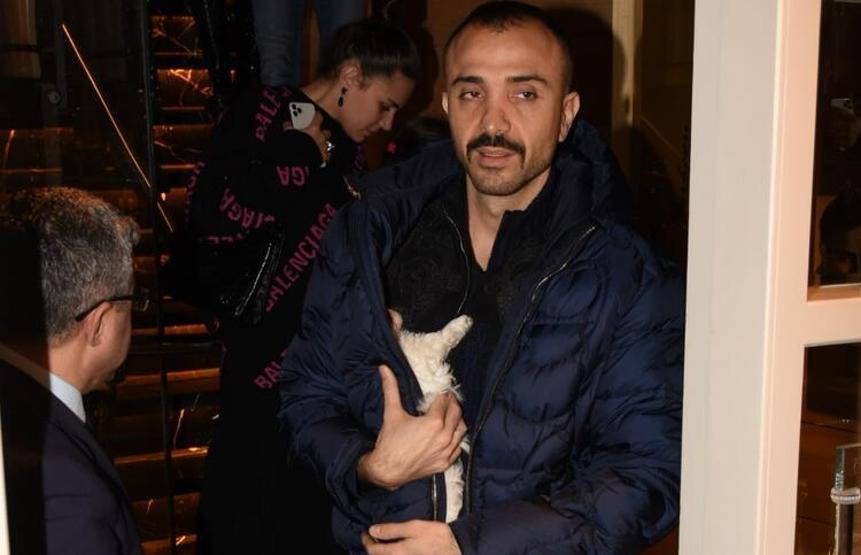 DJ Erdem Kınay yeni yaşını arkadaşlarıyla kutladı
