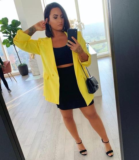Demi Lovatoya öpücük gönderdi