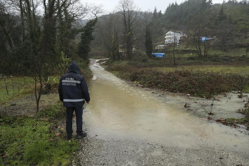 Olumsuz hava koşulları hayatı felç etti
