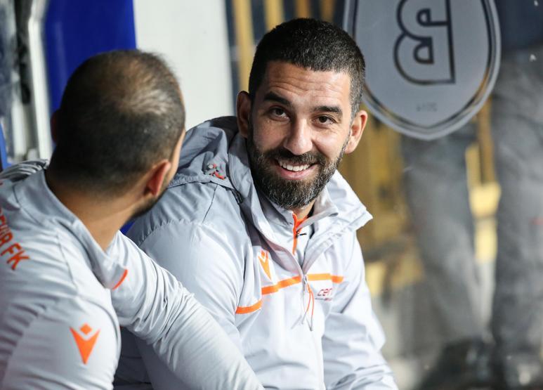 İngilterede olay Arda Turan yazısı