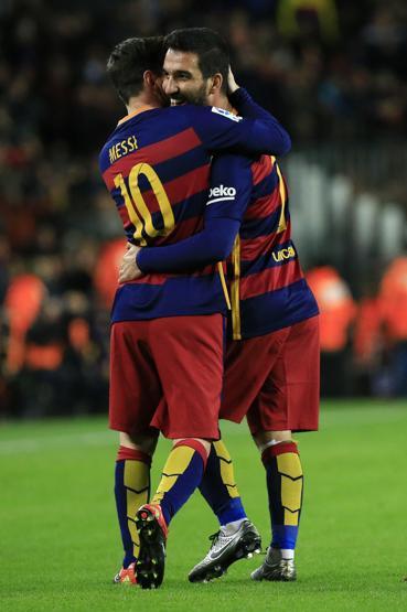 İngilterede olay Arda Turan yazısı