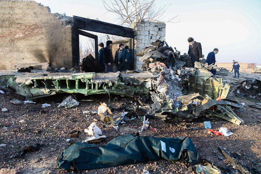 Son dakika... İranda düşen uçakla ilgili şaşırtan açıklama: Füze veya bomba olabilir