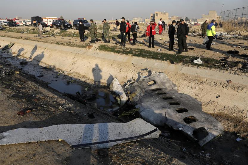 Son dakika... İranda düşen uçakla ilgili şaşırtan açıklama: Füze veya bomba olabilir