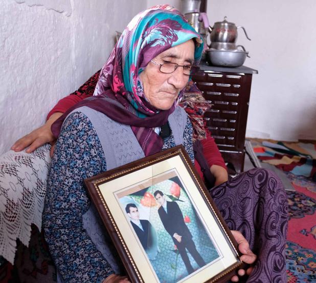 Oğlunun öldürüldüğünü öğrenen anne: 15 yıldır sağ beklerken, kemikleri geldi