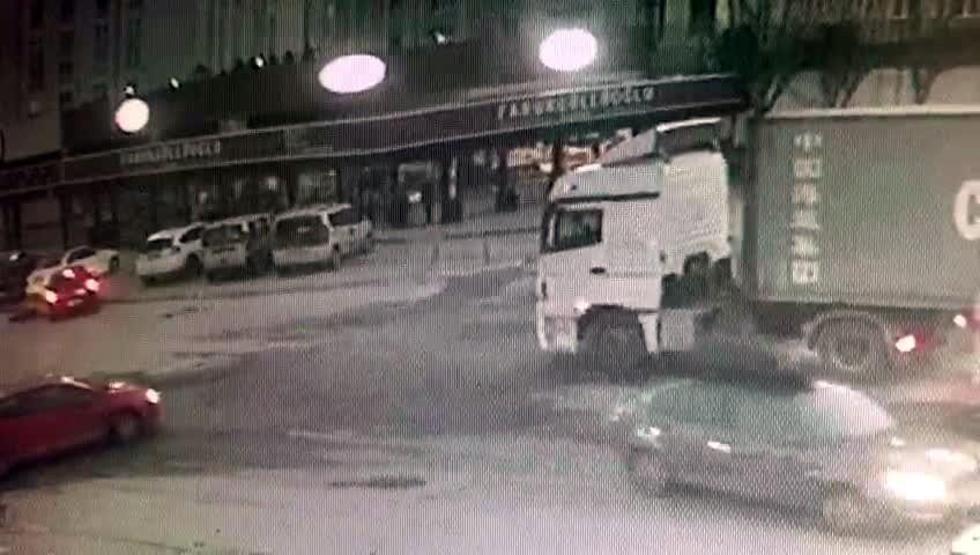Otomobilin çarptığı kadın kısa süreli hafıza kaybı yaşadı