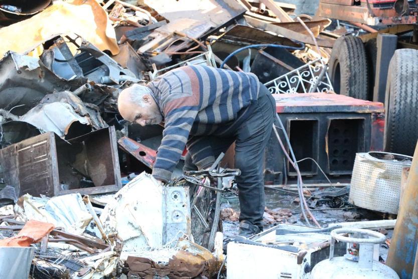 Kazıda bulunan top mermileri tek tek patlatıldı