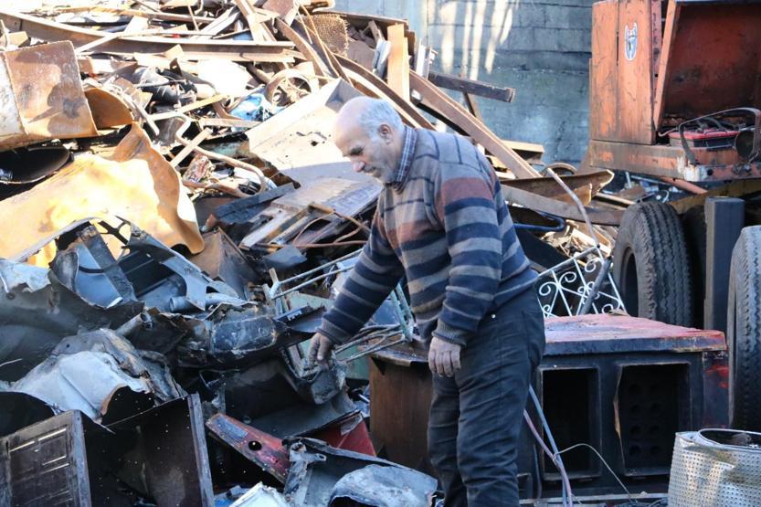 Kazıda bulunan top mermileri tek tek patlatıldı