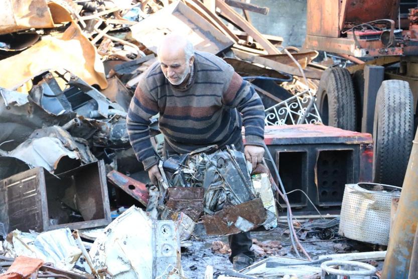 Kazıda bulunan top mermileri tek tek patlatıldı