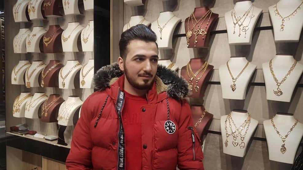 Gündüz vakti kuyumcu soymaya çalıştılar