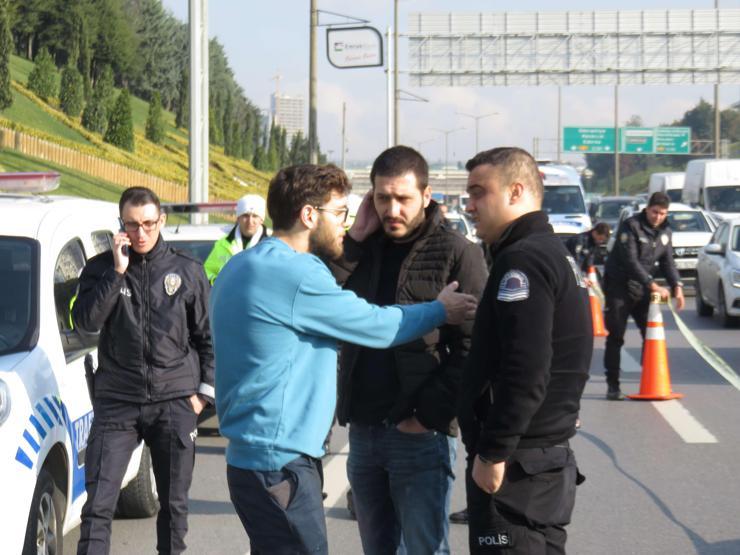 Ataşehirde yol kavgasında silahlar konuştu