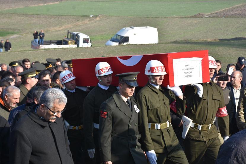 Şehit Uzman Çavuş Edirnede gözyaşlarıyla uğurlandı