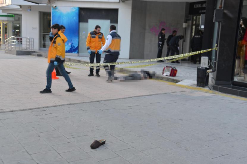 10. kattan düşen kadın yaşamını yitirdi