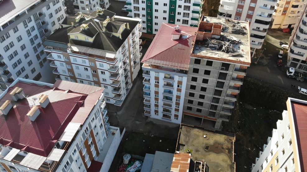 Apartman sakinleri: Açık cezaevinde gibi yaşıyoruz