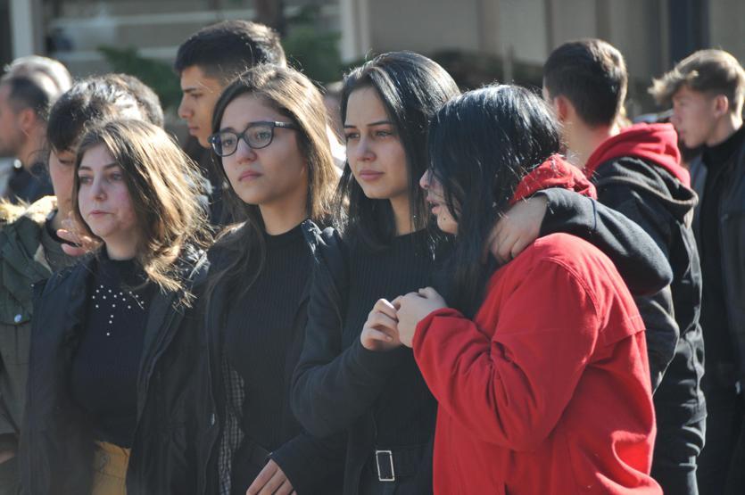 16 yaşındaki Cemal gözyaşları ile toprağa verildi