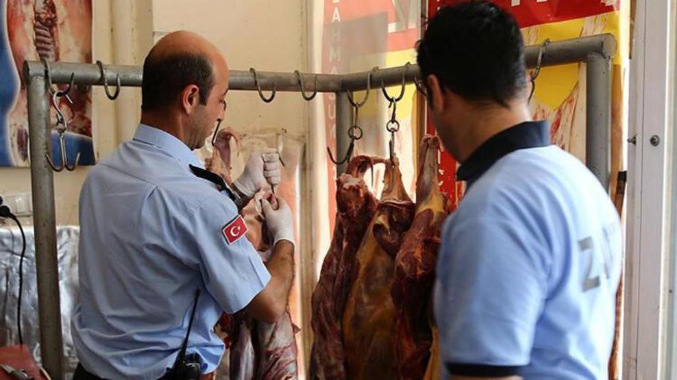 Hala satışa devam ediyorlar: At eti çıktı ama...