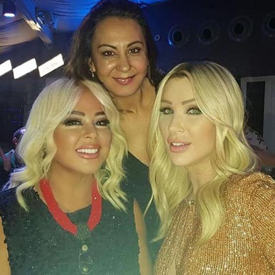 Sosyal medyanın diline düştüler Seda Sayan ve Safiye Soyman...