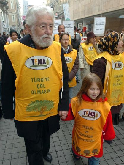TEMA Vakfı kurucusu Hayrettin Karaca hayatını kaybetti