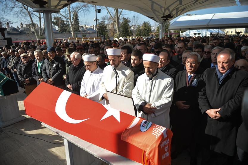 Toprak Dede için ilk tören düzenlendi