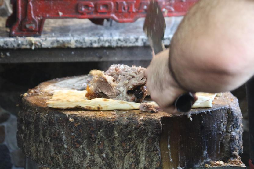 Turistler Tandır Kebabını yemeden Denizliden ayrılmıyor