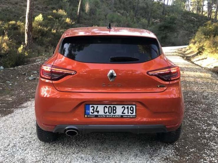 Yeni Clio tanıtıldı 25 yıldır Türkiye’de satışta