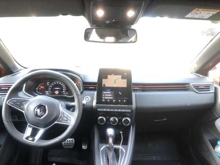Yeni Clio tanıtıldı 25 yıldır Türkiye’de satışta