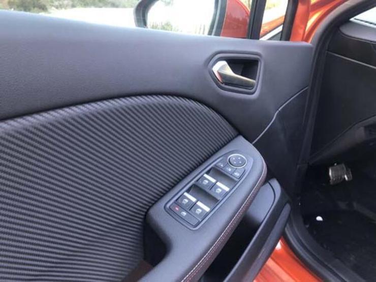 Yeni Clio tanıtıldı 25 yıldır Türkiye’de satışta