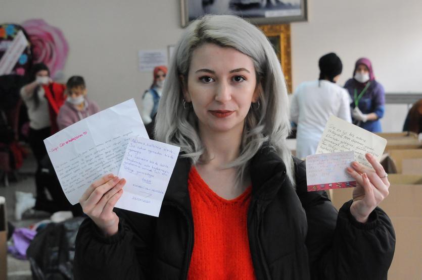 Elazığ’a yardım kolilerinden çıkan notlar duygulandırdı