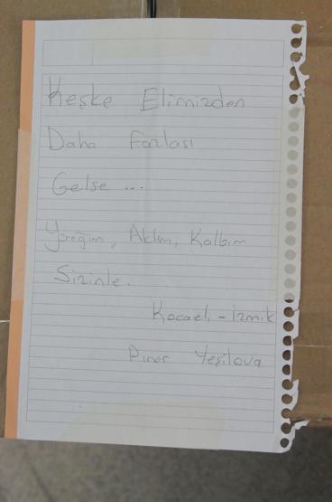 Elazığ’a yardım kolilerinden çıkan notlar duygulandırdı