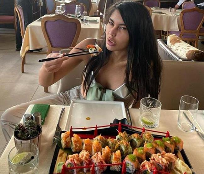 Bahar Candanın son görüntüsü şaşırttı Estetikle bu hale geldi