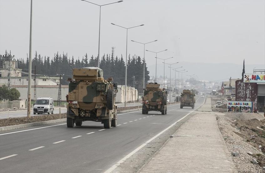 Suriye sınırındaki birliklere beton mevzi sevkiyatı