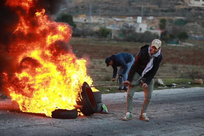 Trumpın sözde barış planına protesto