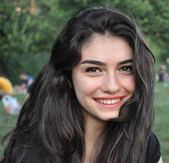 Güven Hokna: Hazar kusursuz çok beğeniyorum