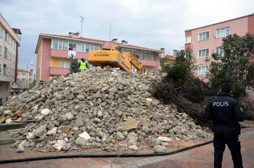 Avcılarda yıkılmayı bekleyen 140 bina var