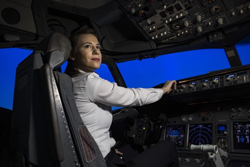 İşte THYnın en genç kadın kaptan pilotu