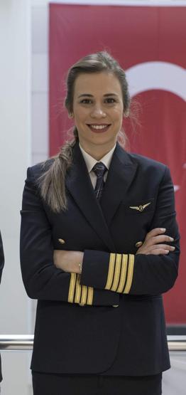 İşte THYnın en genç kadın kaptan pilotu