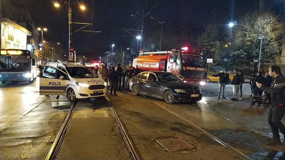 Tramvay yolunda kaza Seferler durdu