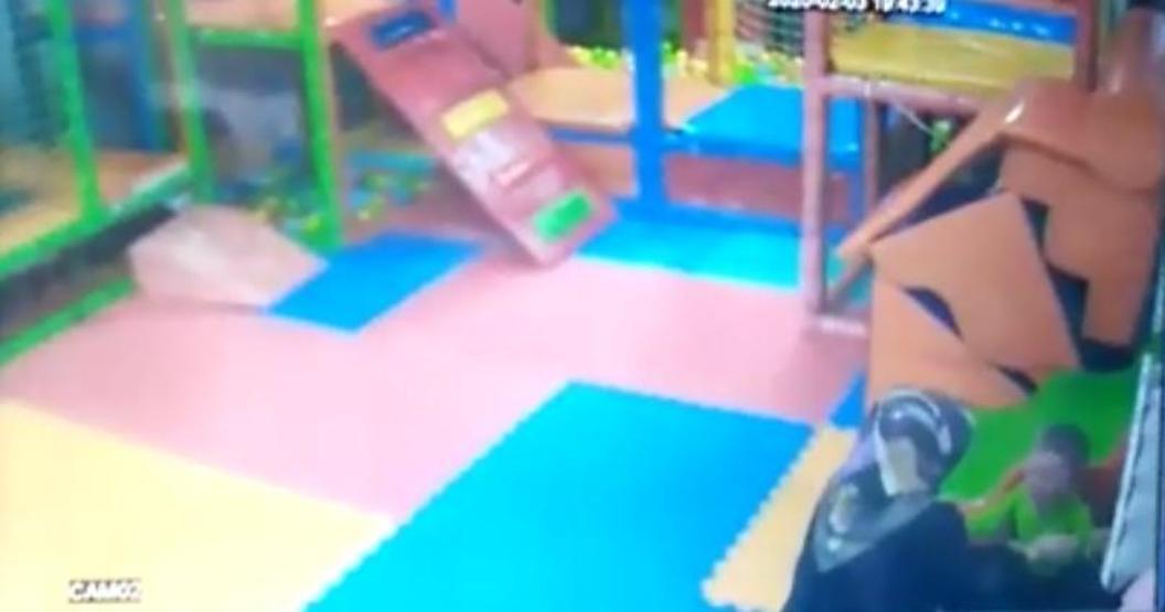 Öğretmen 2 yaşındaki çocuğu kreşte tokatladı
