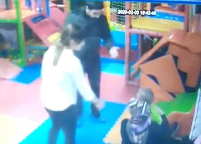 Öğretmen 2 yaşındaki çocuğu kreşte tokatladı