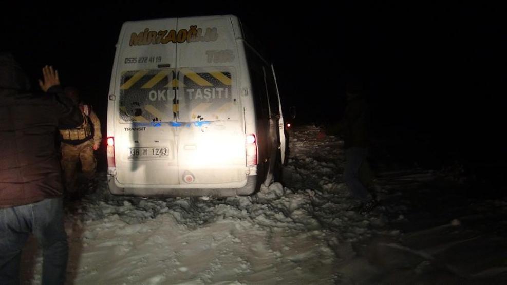 Öğrenciler tipide mahsur kaldı