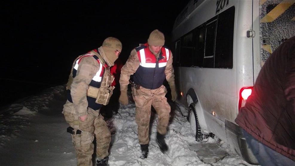Öğrenciler tipide mahsur kaldı