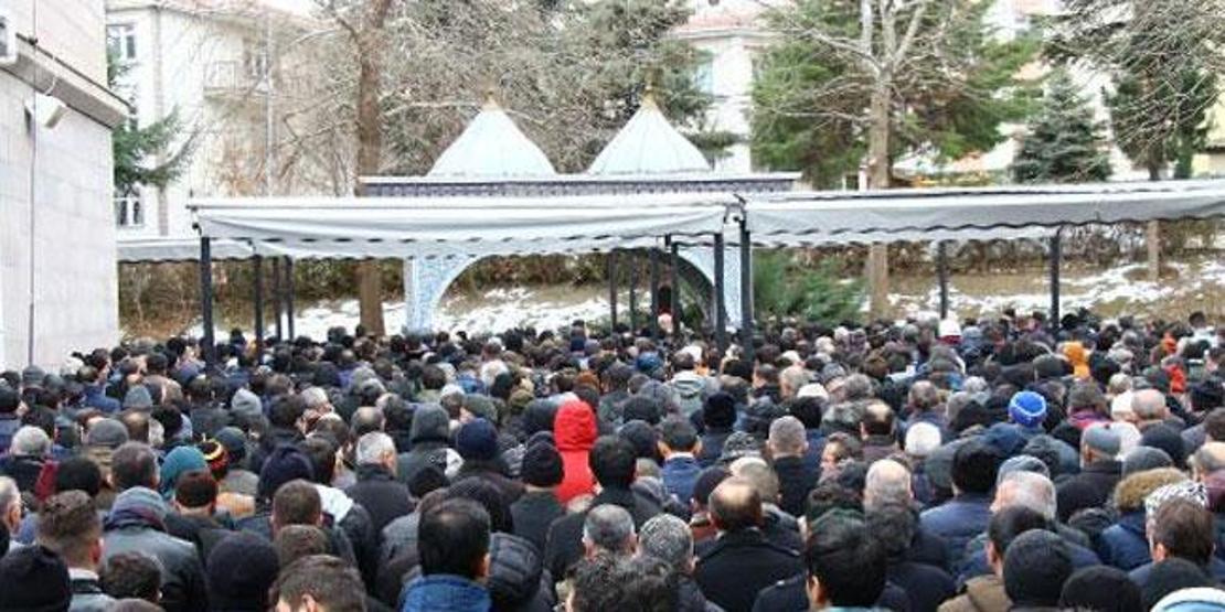 Kazada yaralanan üniversiteli Burak, kurtarılamadı
