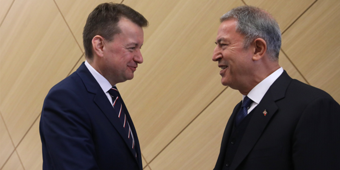 NATO Karargahında baş döndüren diplomasi