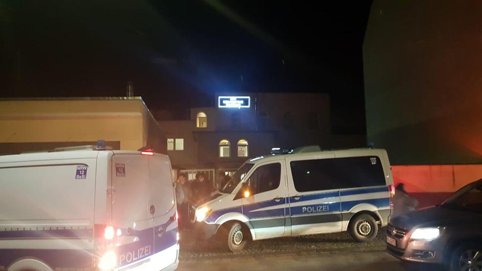 Almanyada 3 camiye bomba ihbarı yapıldı
