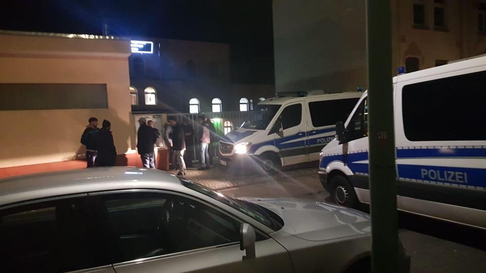 Almanyada 3 camiye bomba ihbarı yapıldı