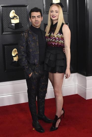 Sophie Turner-Joe Jonas çifti bebek bekliyor
