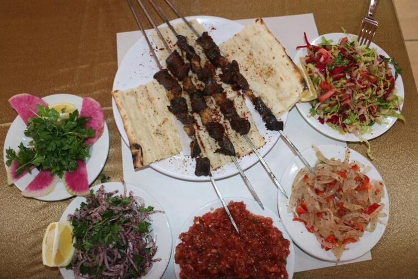Adanada bir üretici yaptı Yemek için 3 gün üst üste gelen bile var
