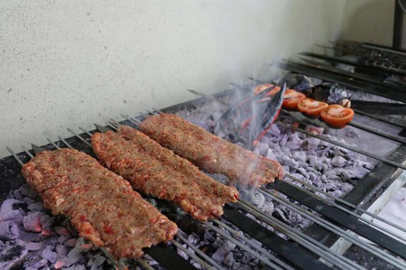Adanada bir üretici yaptı Yemek için 3 gün üst üste gelen bile var