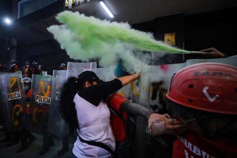 Meksikayı ayağa kaldıran vahşet: Halk böyle protesto etti