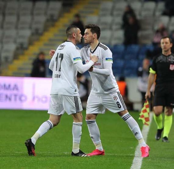 Başakşehir yenilgisi sonrası Beşiktaşta Burak krizi