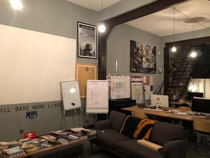 Ölen İngiliz eski istihbarat subayının Karaköydeki evi içeriden fotoğraflandı